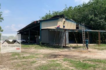 Industrial Land Facing Main Road 3.148 Acre Pekan Lukut For Sale!!