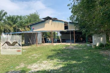 Industrial Land Facing Main Road 3.148 Acre Pekan Lukut For Sale!!