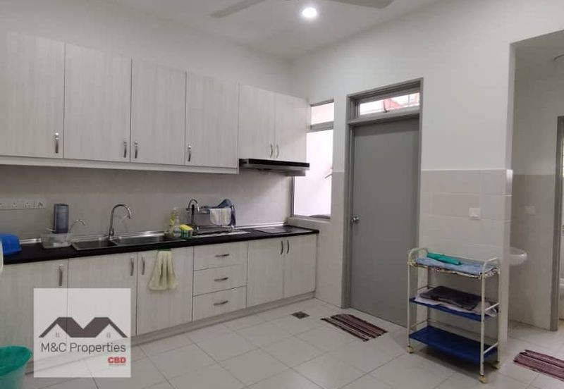 Sophia Fully Furnished 2 Storey Terrace Seremban 2 Heights For Rent!!