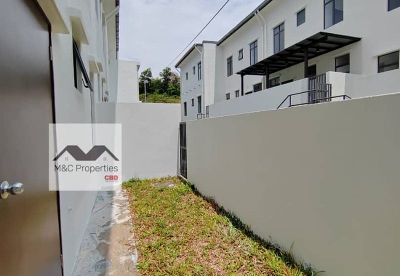 Arden Hill Brand New 2 Storey Terrace 20 x 65 Forest Heights For Sale!