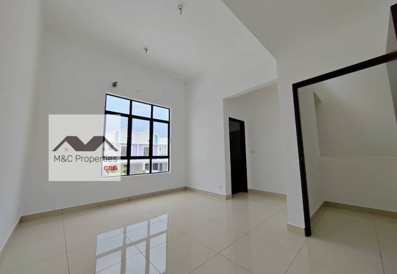 Arden Hill Brand New 2 Storey Terrace 20 x 65 Forest Heights For Sale!