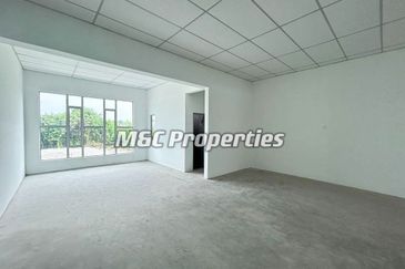 Pusat Komersial Bukit Blossom Facing Road 2 Storey Shop Office Fr Rent