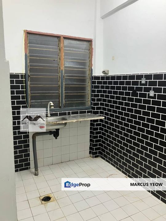 Taman Bidara Renovated Flat Strata Title Ready Seremban For Sale!!, Negeri Sembilan, Seremban