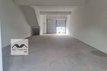 Pusat Komersial Bukit Blossom 2 Storey Shop Office Seremban For Rent!!