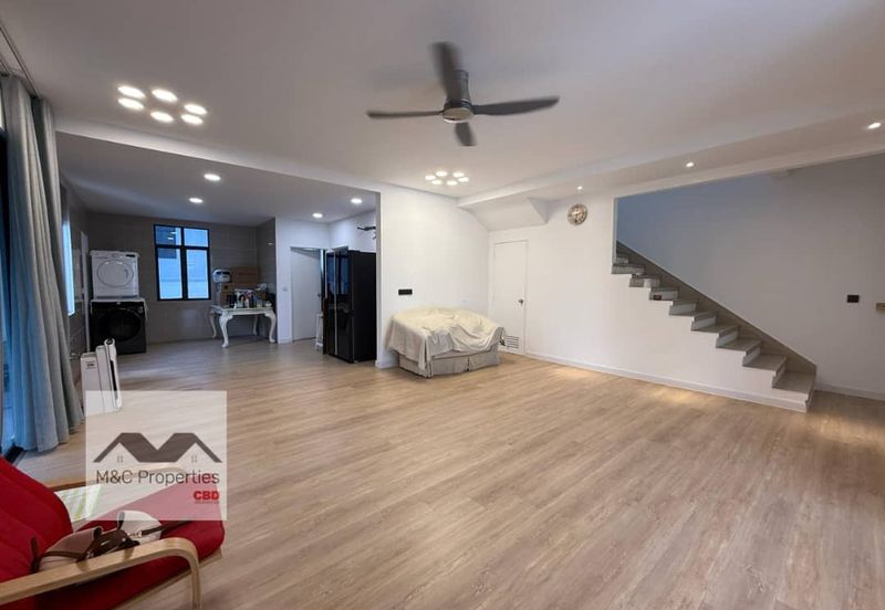 Arden Hills Corner Lot Renovated 2 Storey Terrace Seremban For Sale!!