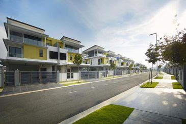 SAUJANA DUTA @ S2 HEIGHTS