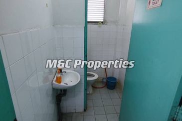 Jalan Zaaba Second Floor Furnished Shop Office Seremban For Rent!!