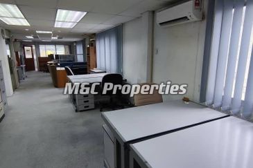Jalan Zaaba Second Floor Furnished Shop Office Seremban For Rent!!