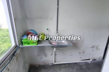 Jalan Zaaba Second Floor Furnished Shop Office Seremban For Rent!!