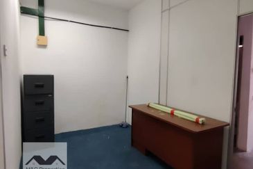 Oakland Commercial Centre