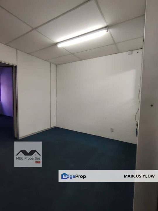 Oakland Commercial Centre Facing Main Road First Floor Office For Rent, Negeri Sembilan, Seremban