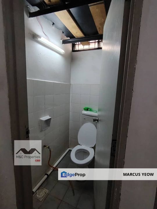 Oakland Commercial Centre Facing Main Road First Floor Office For Rent, Negeri Sembilan, Seremban