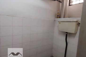 Oakland Commercial Centre