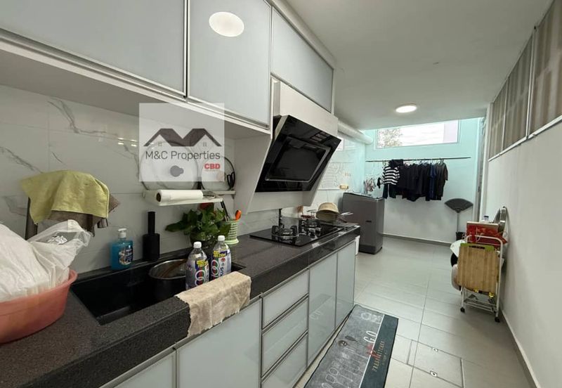 RIMBA RESIDENSI @ RASAH KEMAYAN