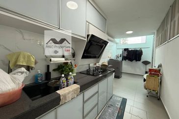 RIMBA RESIDENSI @ RASAH KEMAYAN