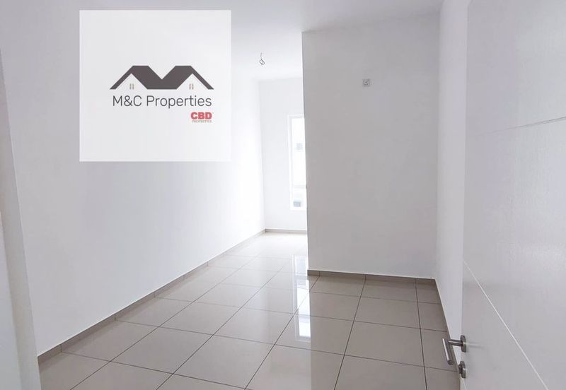 Damaris @ Ara Sendayan