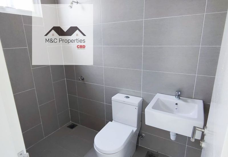 Damaris @ Ara Sendayan