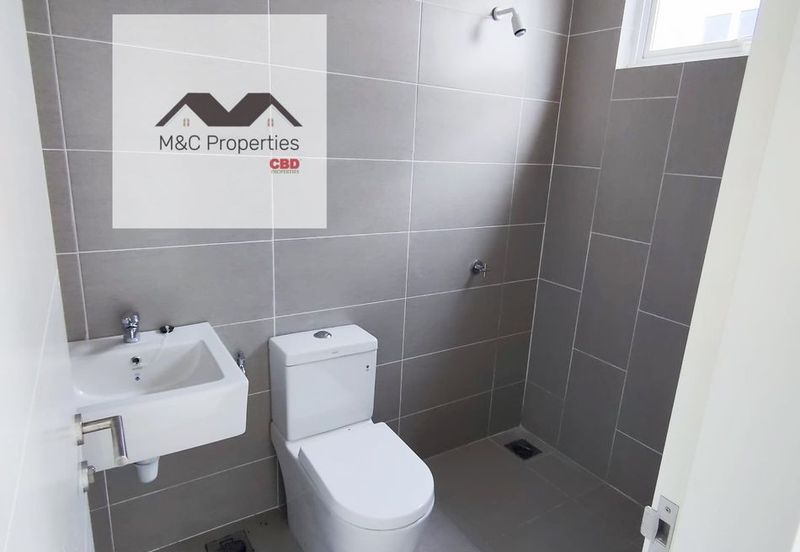 Damaris @ Ara Sendayan