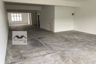 Kepayang Commerce Square Facing Main Road Ground Floor Shop For Rent!!