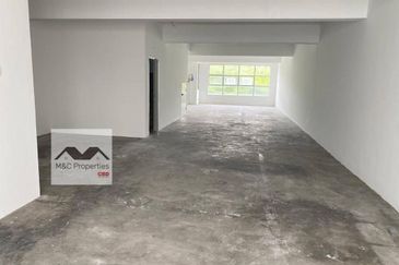 Kepayang Commerce Square Facing Main Road Ground Floor Shop For Rent!!
