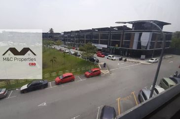 Pusat Komersial Rasah Prima