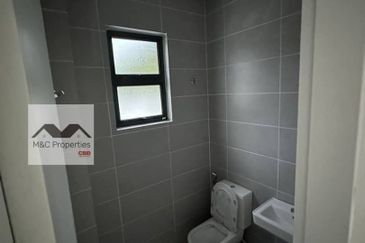 Kemayan Heights Brand New 2 Storey Semi-D House Seremban 2 For Sale!!