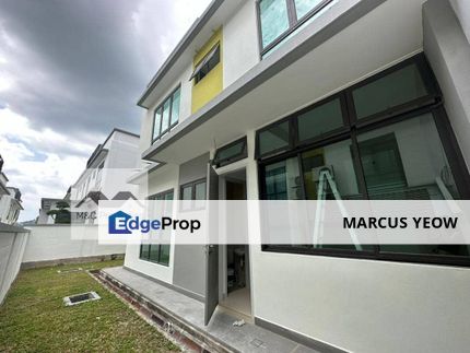 Saujana Duta 3 Storey Semi-D House Seremban 2 Heights For Sale!!, Negeri Sembilan, Seremban