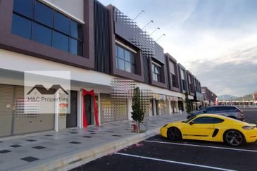Ikon Centrio 2 Storey Basic 24 x 75 Shop Lot Seremban 2 For Rent!!