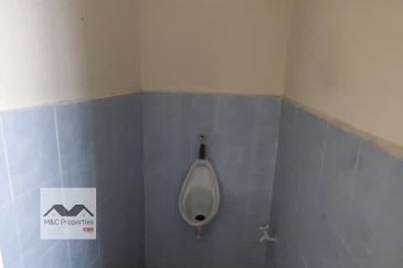 Oakland Commercial Centre