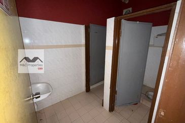 Taman Cattleya Senawang Facing Main Road 2 Storey Shop Office For Sale