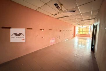 Taman Cattleya Senawang Facing Main Road 2 Storey Shop Office For Sale