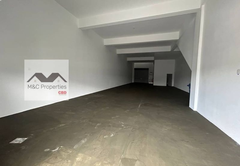 Ikon Facing Main Road Brand New 2 Storey Shop Lot Seremban 2 For Rent!