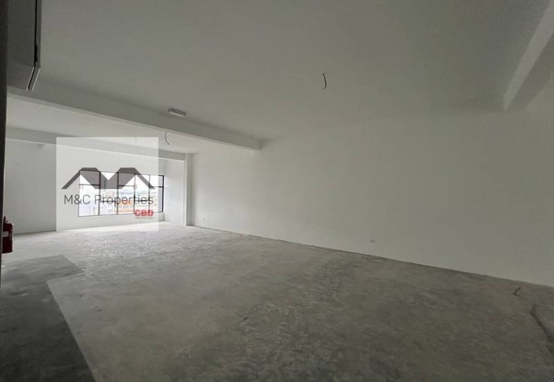 Ikon Facing Main Road Brand New 2 Storey Shop Lot Seremban 2 For Rent!