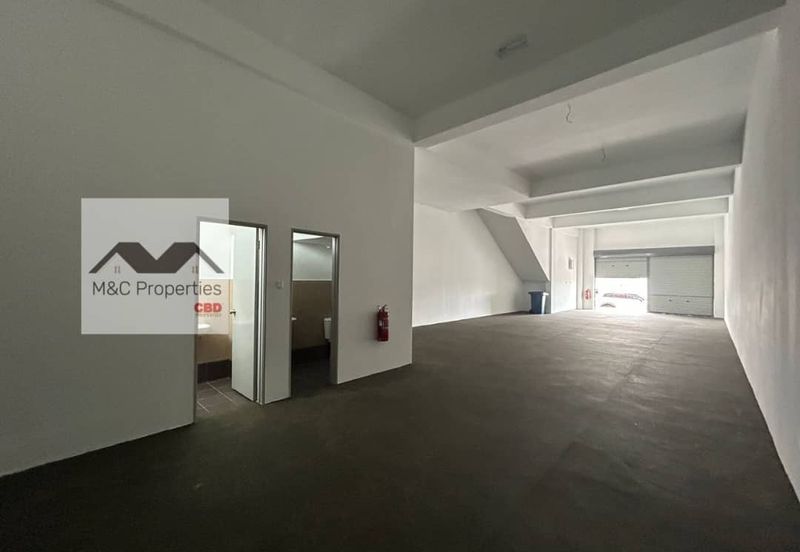 Ikon Facing Main Road Brand New 2 Storey Shop Lot Seremban 2 For Rent!