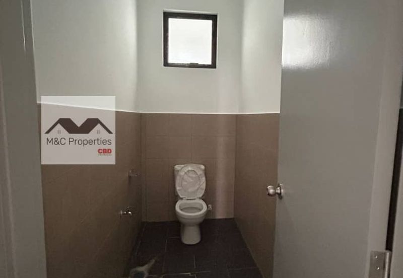 Ikon Facing Main Road Brand New 2 Storey Shop Lot Seremban 2 For Rent!