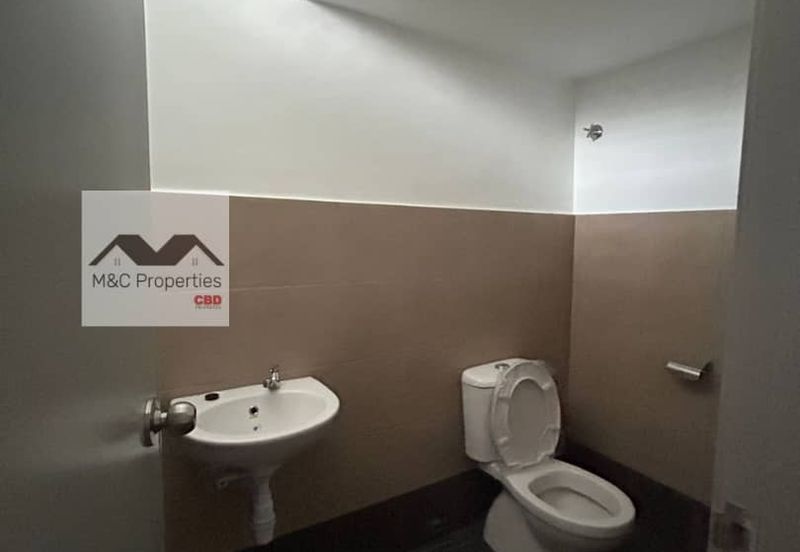 Ikon Facing Main Road Brand New 2 Storey Shop Lot Seremban 2 For Rent!