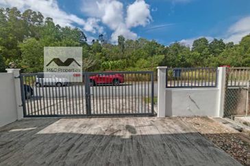 Lyrica Facing Green 1 Storey Terraced Seremban 2 Heights For Rent!!