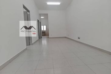 Lyrica Facing Green 1 Storey Terraced Seremban 2 Heights For Rent!!