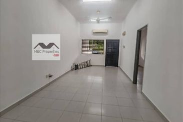 Lyrica Facing Green 1 Storey Terraced Seremban 2 Heights For Rent!!