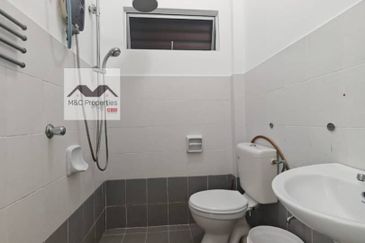 Lyrica Facing Green 1 Storey Terraced Seremban 2 Heights For Rent!!