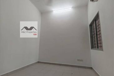 Lyrica Facing Green 1 Storey Terraced Seremban 2 Heights For Rent!!