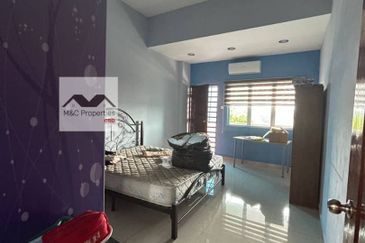 Taman Yong Seng Fully Renovated & Extended 1.5 Storey Terraced Fr Sale