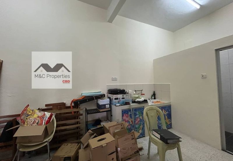 Taman Yong Seng Fully Renovated & Extended 1.5 Storey Terraced Fr Sale