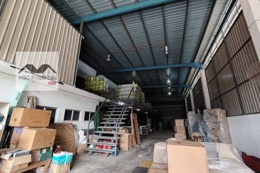Rantau Fully Extended & Covered 1 Storey Semi-D Factory For Sale!!