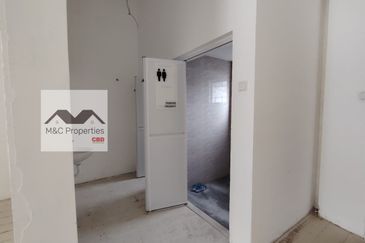 Jalan Dato Bandar Tunggal