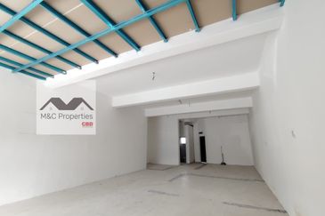 Jalan Dato Bandar Tunggal