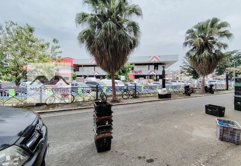 Jalan Dato Bandar Tunggal