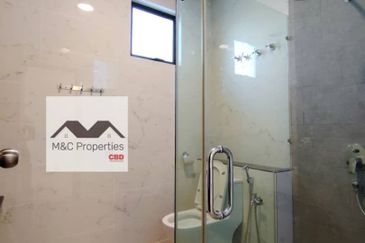 Arden Hill Corner Lot Fully Furnished 2 Storey Superlink For Rent!!