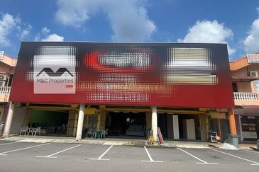 Rembau Facing Main Road 3 Adjoining Ground Floor Shop For Rent!!