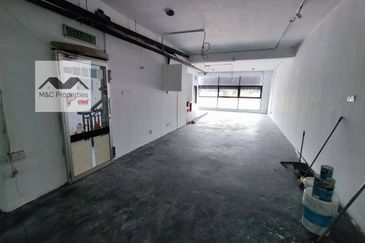 Pusat Komersial Rasah Prima